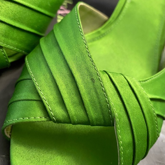 Shoes - Picture 2 of 5